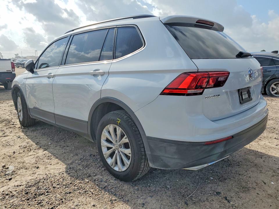 Продаж на аукціоні авто 2018 Volkswagen Tiguan, vin: 3VV0B7AX8JM104105, номер лоту: 50191096