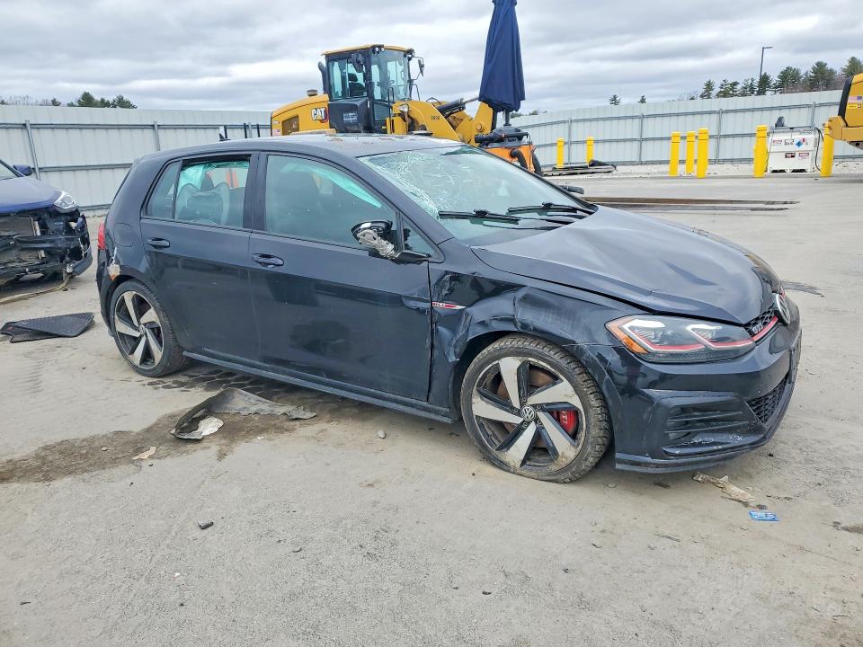 47336106 :رقم المزاد ، 3VW447AU1JM281284 vin ، 2018 Volkswagen Gti مزاد بيع