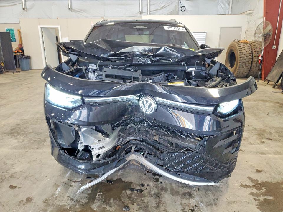 Продаж на аукціоні авто 2025 Volkswagen Tiguan, vin: 3VVLR7RM3SM034629, номер лоту: 49575256