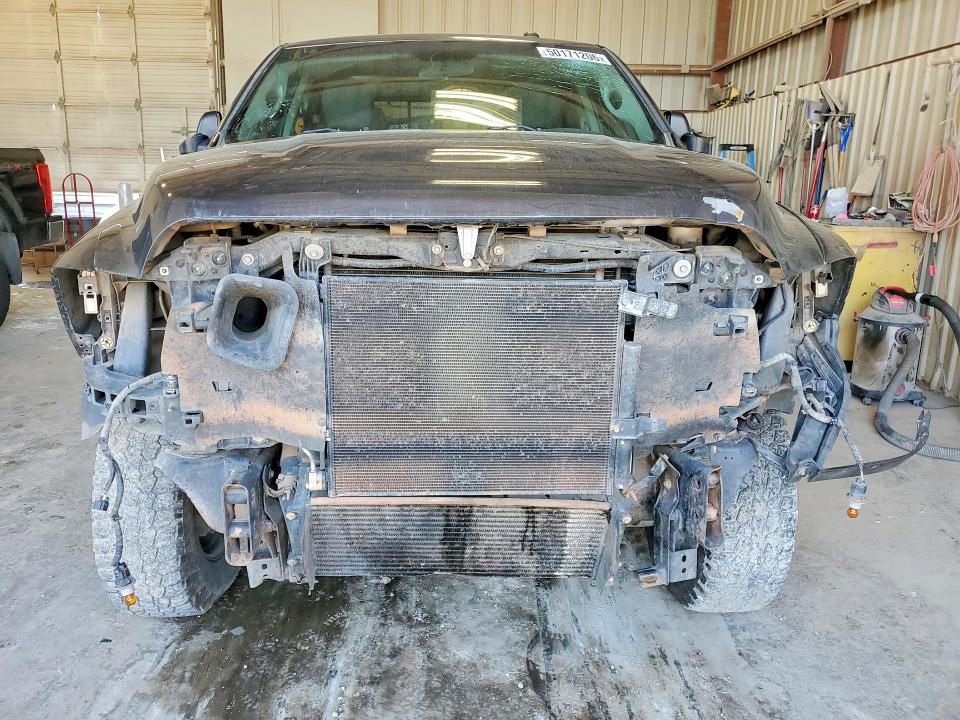 50171206 :رقم المزاد ، 3C6UR5DL8HG674338 vin ، 2017 Ram 2500 مزاد بيع