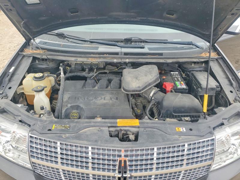 Auction sale of the 2007 Lincoln Townhouse Mkx, vin: 2LMDU88C37BJ22007, lot number: 49871316