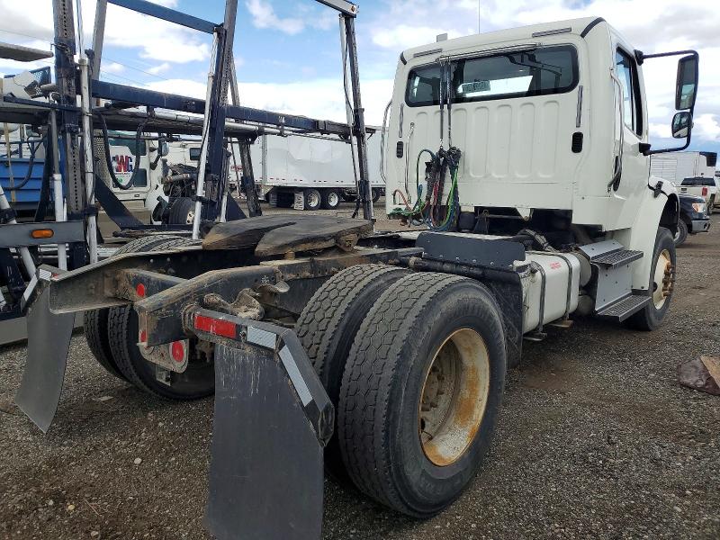 49299136 :رقم المزاد ، 3AKBCYCYXFDGT5531 vin ، 2015 Freightliner M2 مزاد بيع
