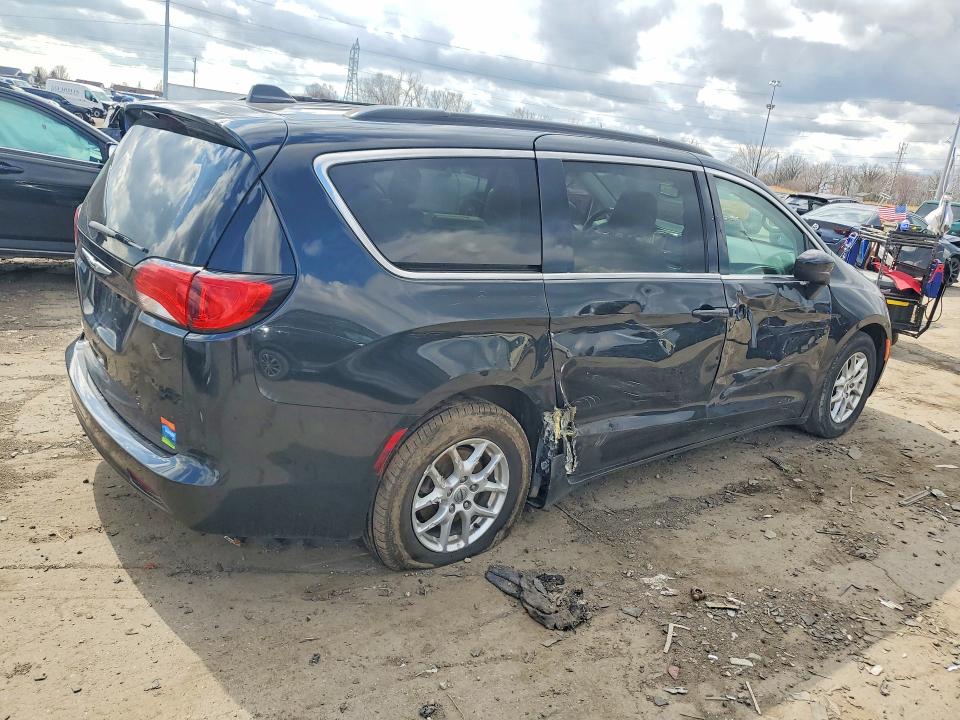 48333236 :رقم المزاد ، 2C4RC1DG4MR551376 vin ، 2021 Chrysler Voyager مزاد بيع