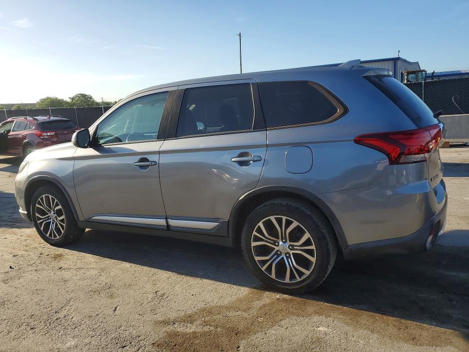 Продаж на аукціоні авто 2017 Mitsubishi Outlander, vin: JA4AD3A32HZ052301, номер лоту: 49477306