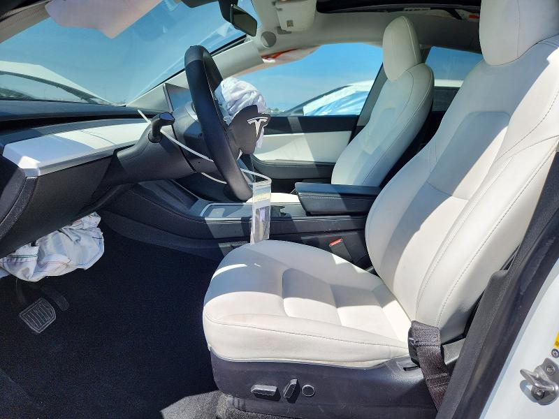 46734816 :رقم المزاد ، 5YJYGDED5MF132860 vin ، 2021 Tesla Model Y مزاد بيع