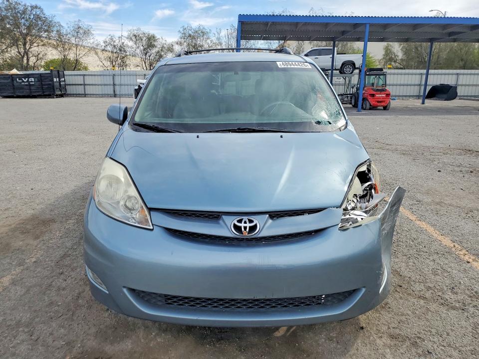 Продажа на аукционе авто 2008 Toyota Sienna, vin: 5TDZK22C88S107620, номер лота: 48944426