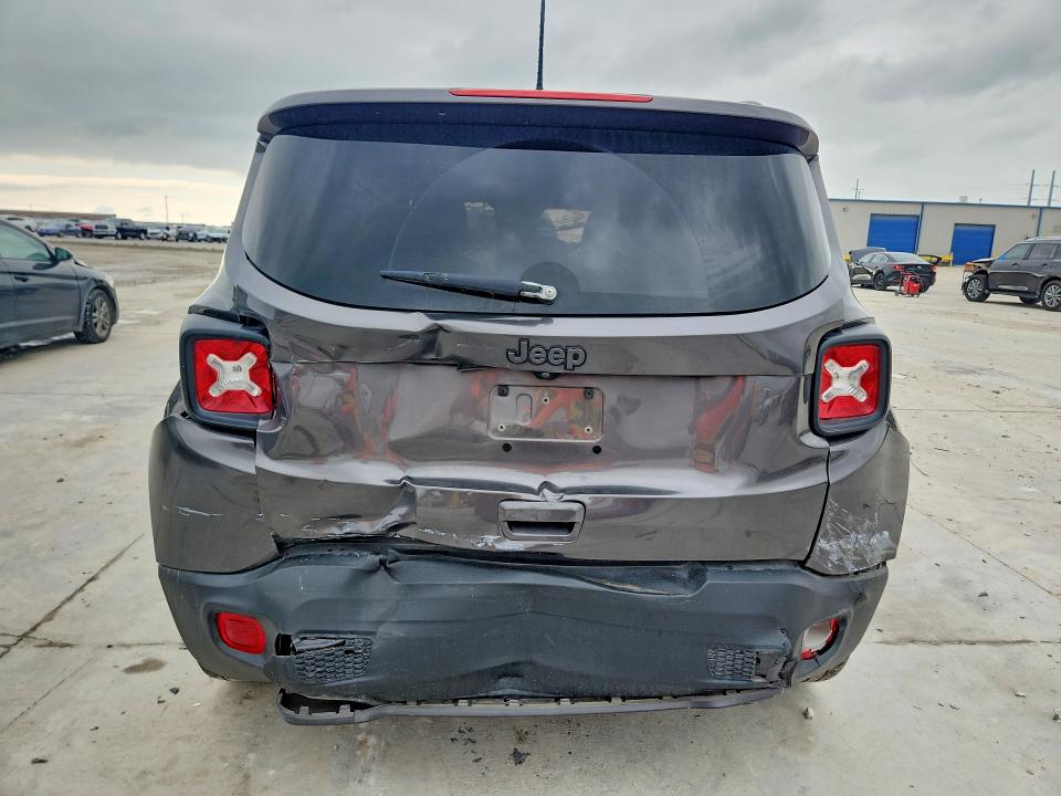 50184476 :رقم المزاد ، ZACNJCBB9MPM33462 vin ، 2021 Jeep Renegade مزاد بيع