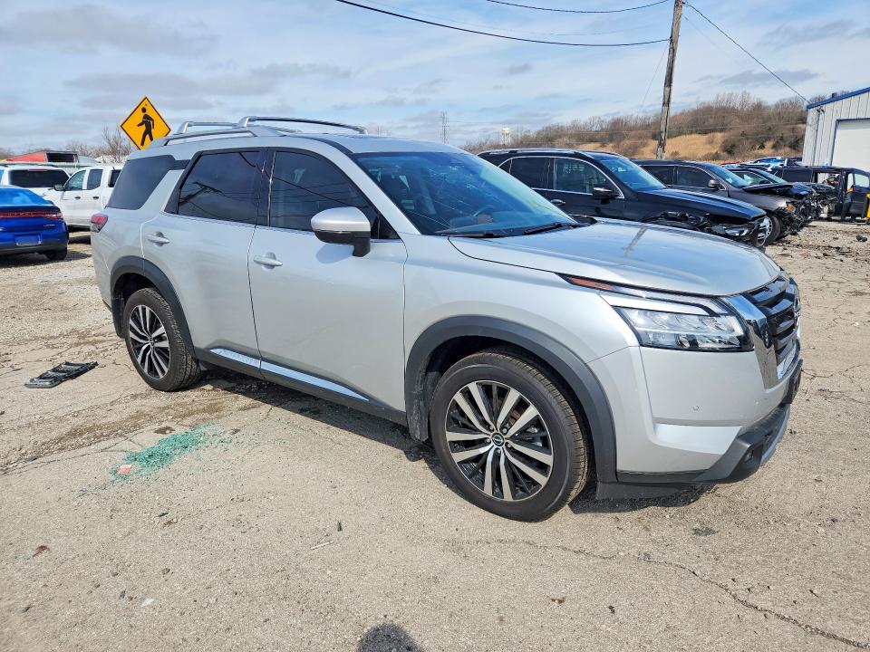 48646966 :رقم المزاد ، 5N1DR3DKXPC227124 vin ، 2023 Nissan Pathfinder مزاد بيع