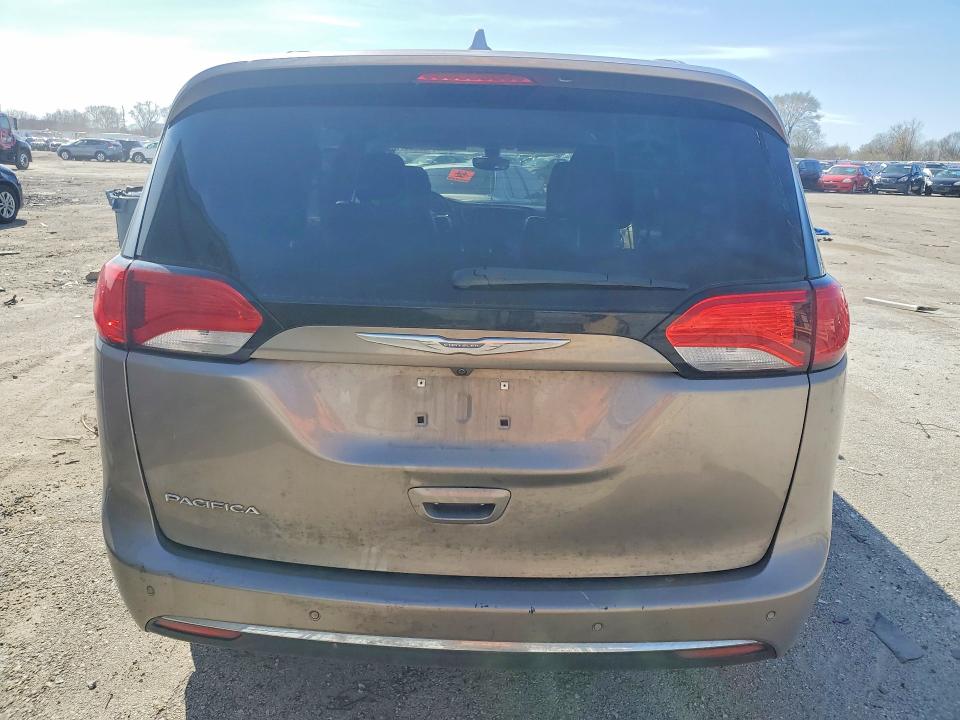49255926 :رقم المزاد ، 2C4RC1EG3HR614293 vin ، 2017 Chrysler Pacifica مزاد بيع