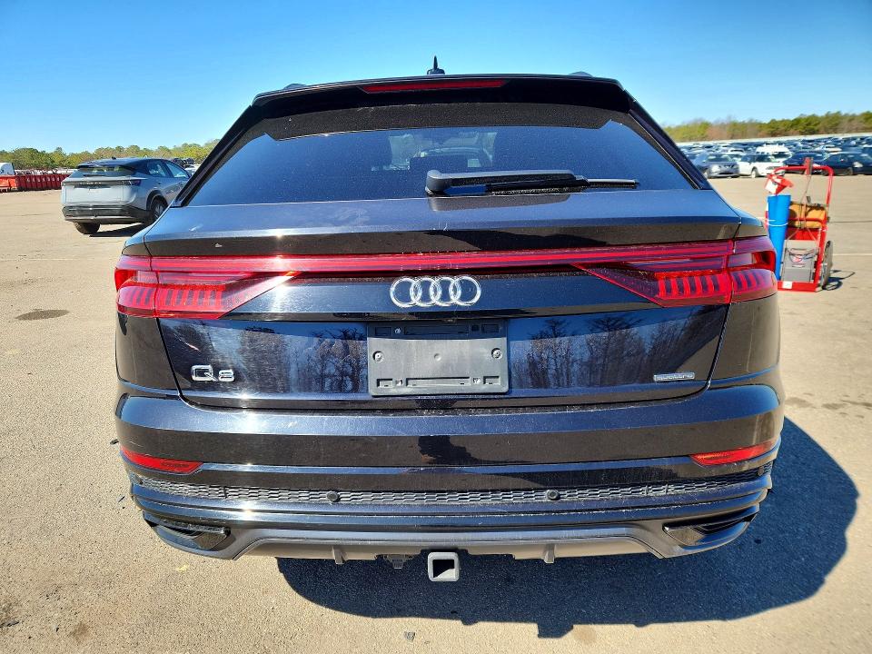 48933526 :رقم المزاد ، WA1FVAF16KD041529 vin ، 2019 Audi Q8 مزاد بيع