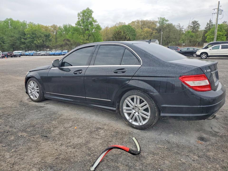 50664816 :رقم المزاد ، WDDGF81X29R061064 vin ، 2009 Mercedes-benz C مزاد بيع