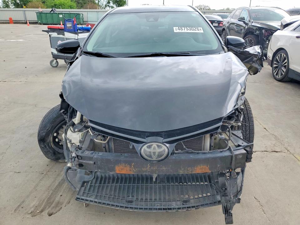 48753026 :رقم المزاد ، 5YFBURHE0JP836285 vin ، 2018 Toyota Corolla مزاد بيع