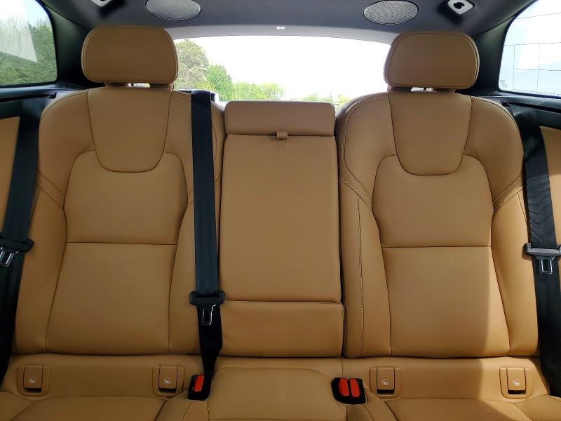 Продаж на аукціоні авто 2025 Volvo Xc60, vin: YV4H60RM2S1189607, номер лоту: 48697196