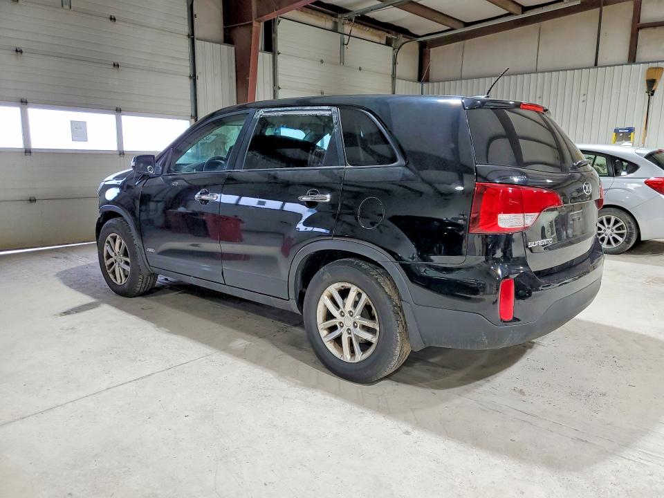 Продажа на аукционе авто 2015 Kia Sorento, vin: 5XYKTCA64FG582885, номер лота: 48262276