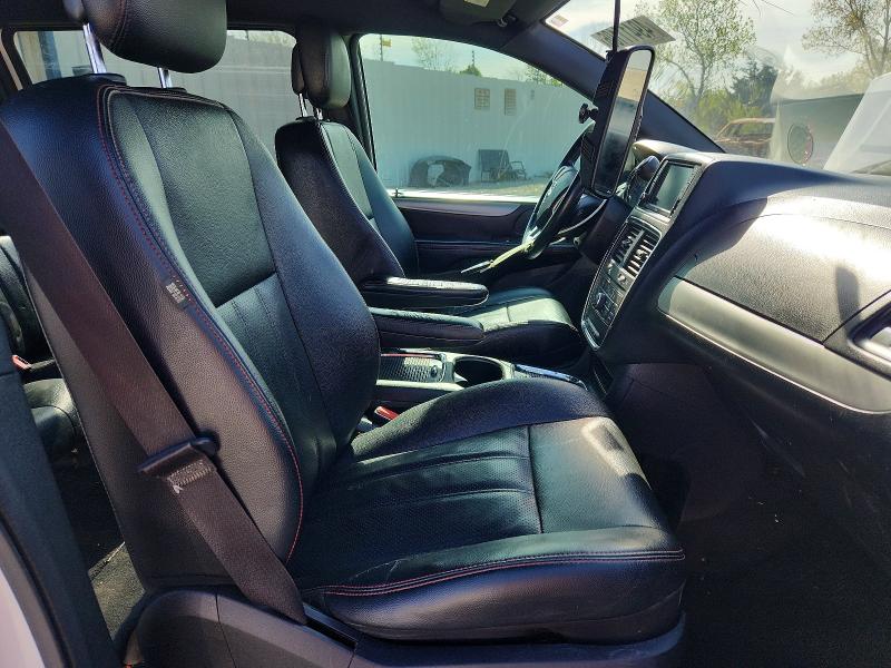 Продажа на аукционе авто 2017 Dodge Grand Caravan, vin: 2C4RDGEG9HR852939, номер лота: 49411106