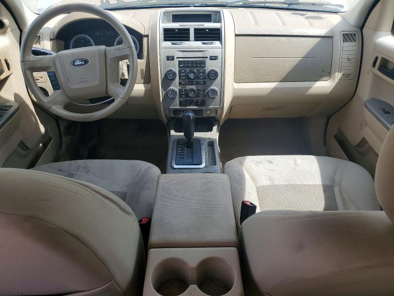 50786536 :رقم المزاد ، 1FMCU93188KA79102 vin ، 2008 Ford Escape مزاد بيع