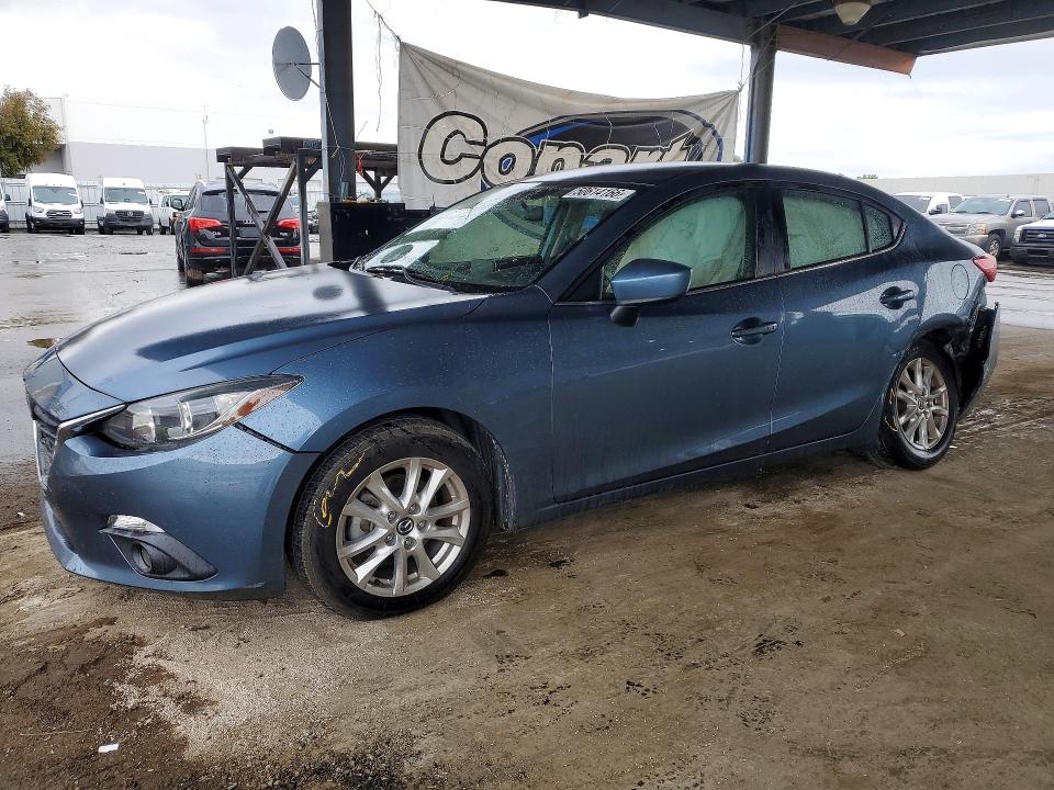 50614166 :رقم المزاد ، 3MZBM1V76FM126827 vin ، 2015 Mazda 3 مزاد بيع