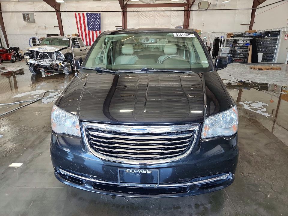 51814526 :رقم المزاد ، 2C4RC1BG8GR199913 vin ، 2016 Chrysler Town & Country مزاد بيع
