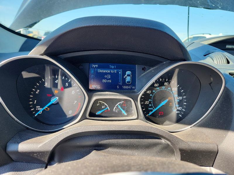 2015 Ford Escape მანქანა იყიდება აუქციონზე, vin: 1FMCU0F78FUB46293, აუქციონის ნომერი: 49141776