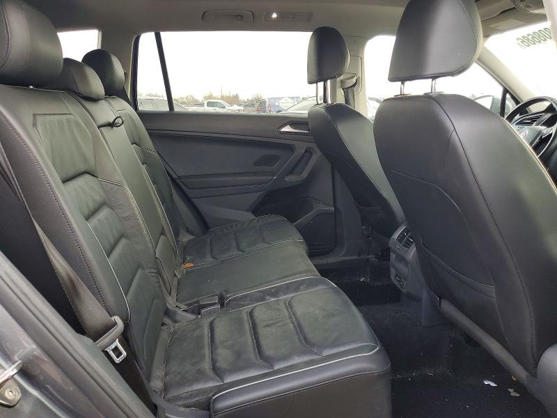 Продажа на аукционе авто 2018 Volkswagen Tiguan, vin: 3VV4B7AX3JM187685, номер лота: 48808686
