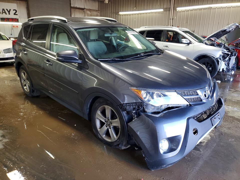 Продажа на аукционе авто 2015 Toyota Rav4, vin: JTMRFREV0FD099919, номер лота: 49381996