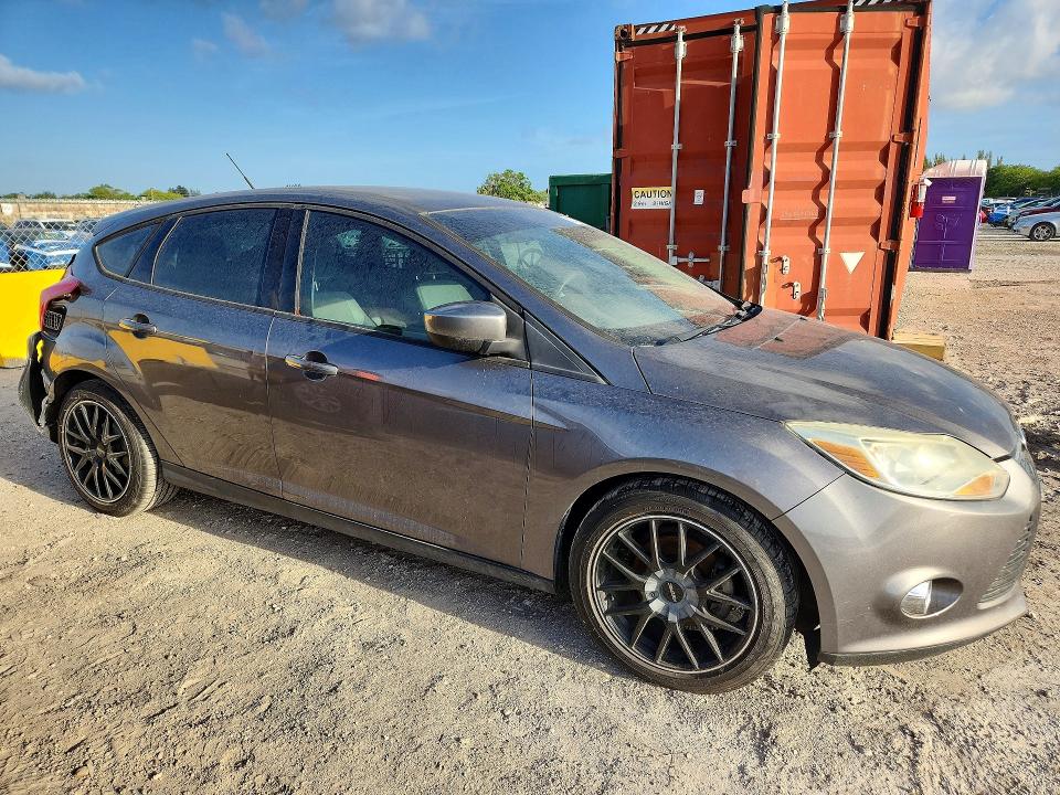 2012 Ford Focus მანქანა იყიდება აუქციონზე, vin: 1FAHP3K23CL415420, აუქციონის ნომერი: 48425526