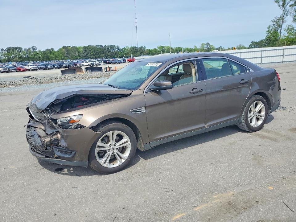 49105326 :رقم المزاد ، 1FAHP2E82FG143630 vin ، 2015 Ford Taurus مزاد بيع