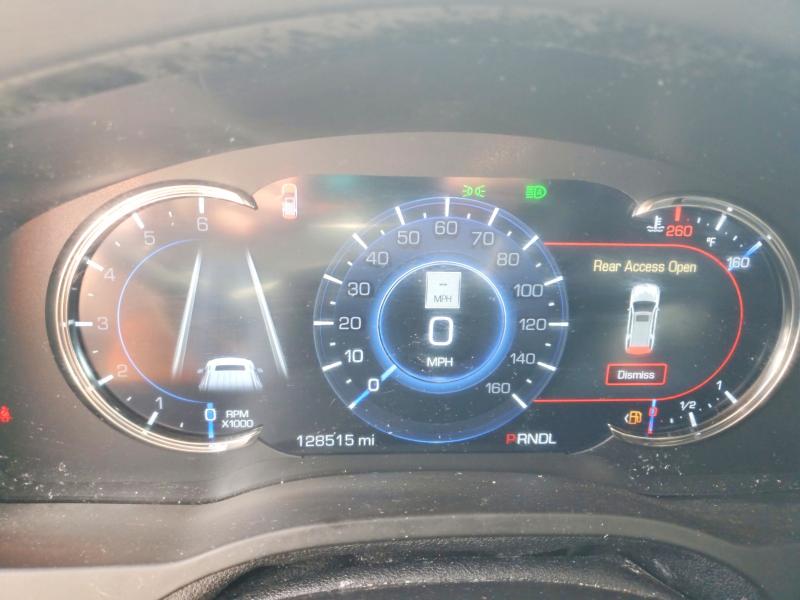 Продажа на аукционе авто 2018 Cadillac Escalade, vin: 1GYS3DKJ9JR235629, номер лота: 49725596
