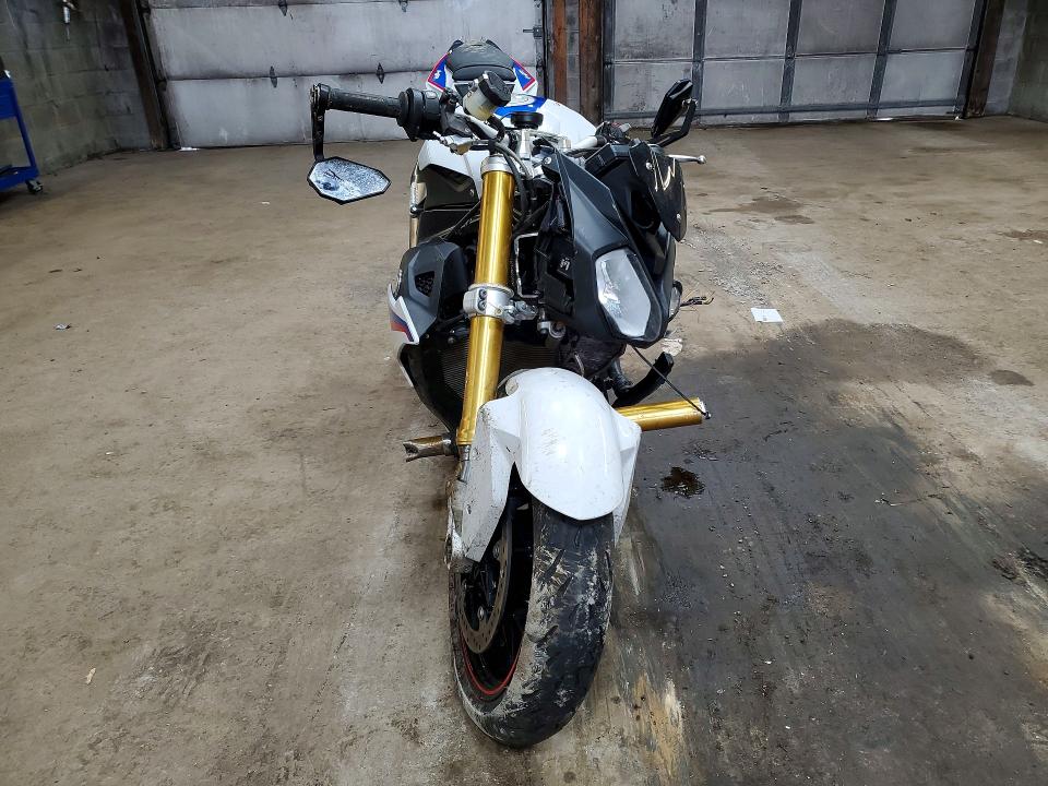 47402476 :رقم المزاد ، WB10D6203M6D55459 vin ، 2021 Bmw S 1000 مزاد بيع