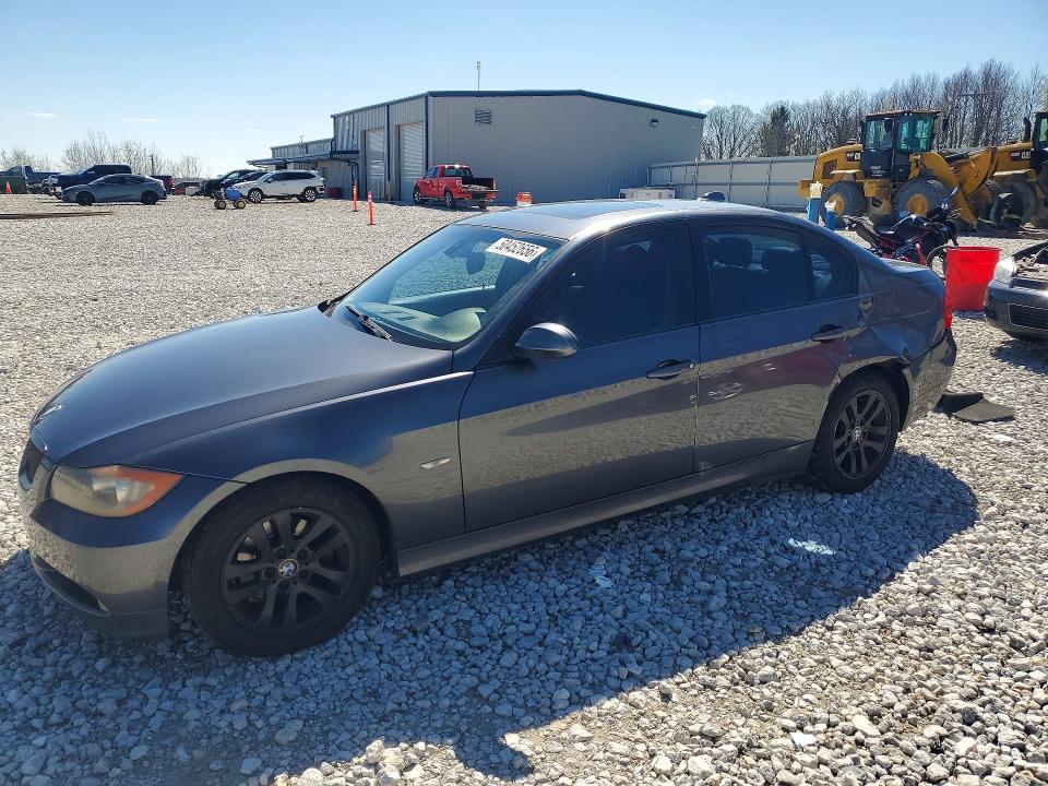 50452656 :رقم المزاد ، WBAVA375X7NE26801 vin ، 2007 Bmw 328 مزاد بيع