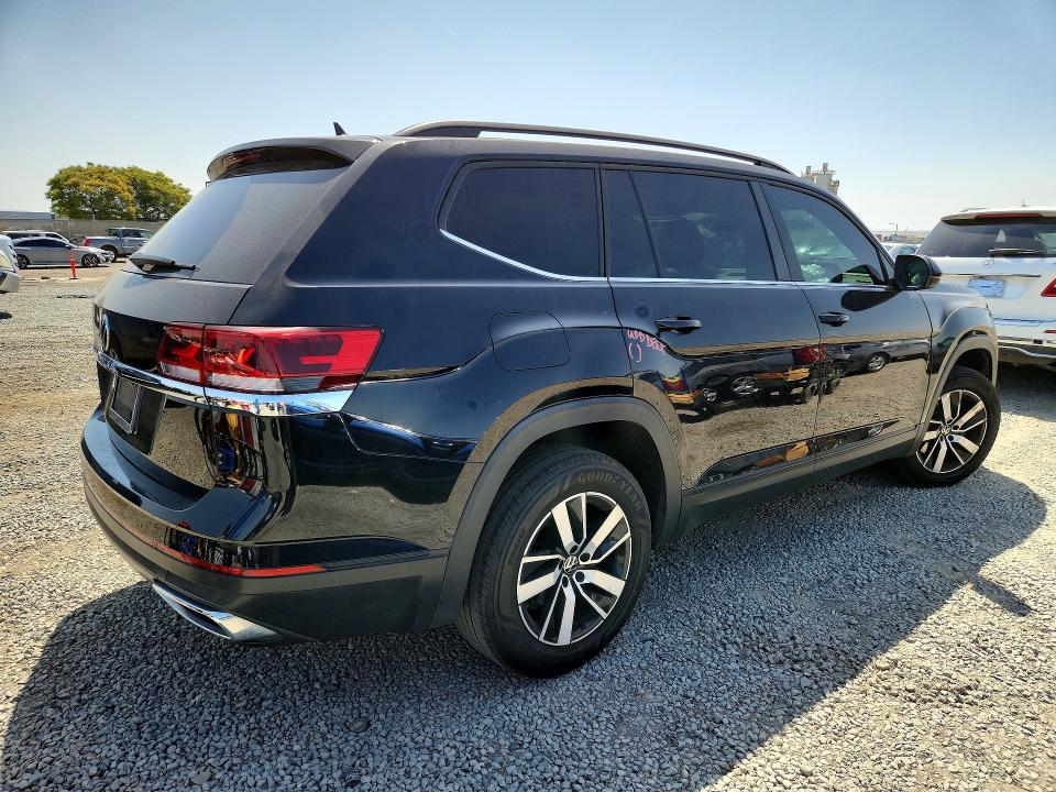 49671656 :رقم المزاد ، 1V2DP2CA1MC526489 vin ، 2021 Volkswagen Atlas مزاد بيع