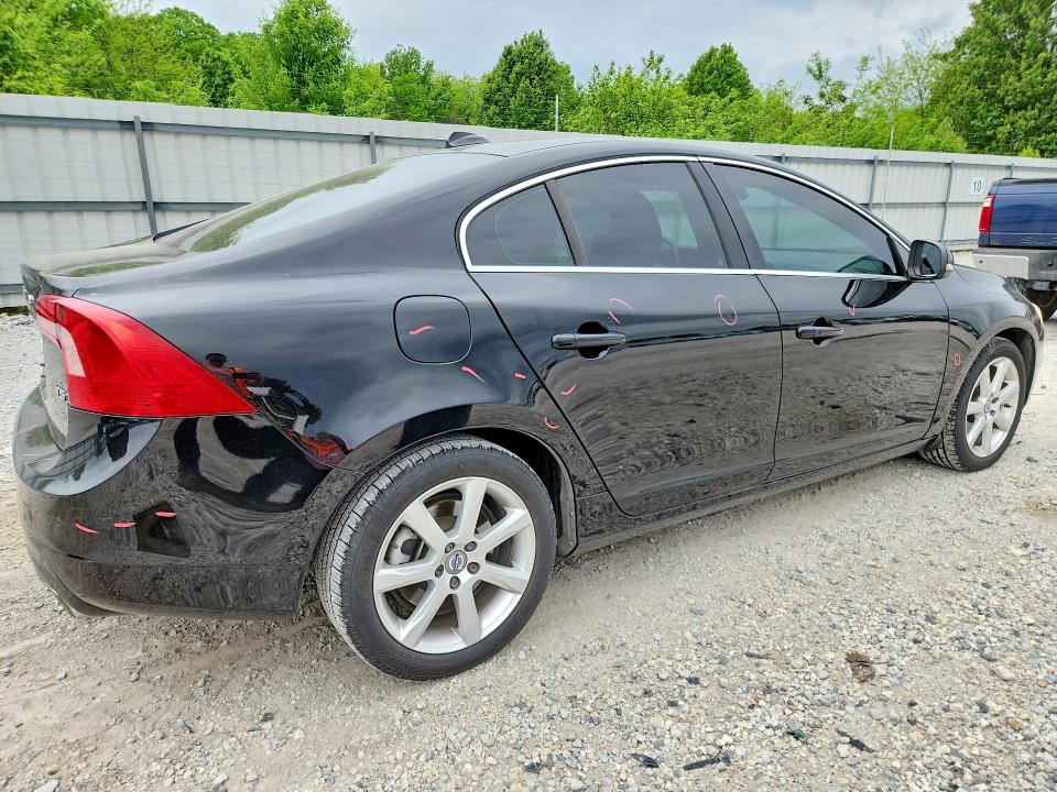 2016 Volvo S60 მანქანა იყიდება აუქციონზე, vin: YV126MFK3G2402420, აუქციონის ნომერი: 49160146