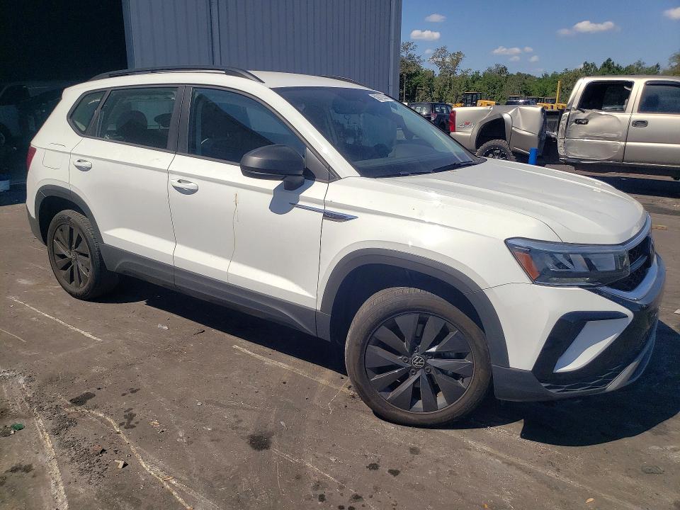 Продажа на аукционе авто 2023 Volkswagen Taos, vin: 3VVCX7B29PM373708, номер лота: 50912236