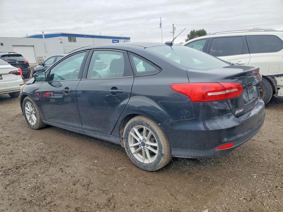 47600726 :رقم المزاد ، 1FADP3F25FL332181 vin ، 2015 Ford Focus مزاد بيع