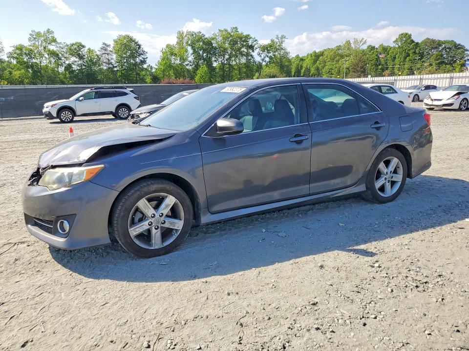 50992376 :رقم المزاد ، 4T1BF1FK3CU032035 vin ، 2012 Toyota Camry مزاد بيع
