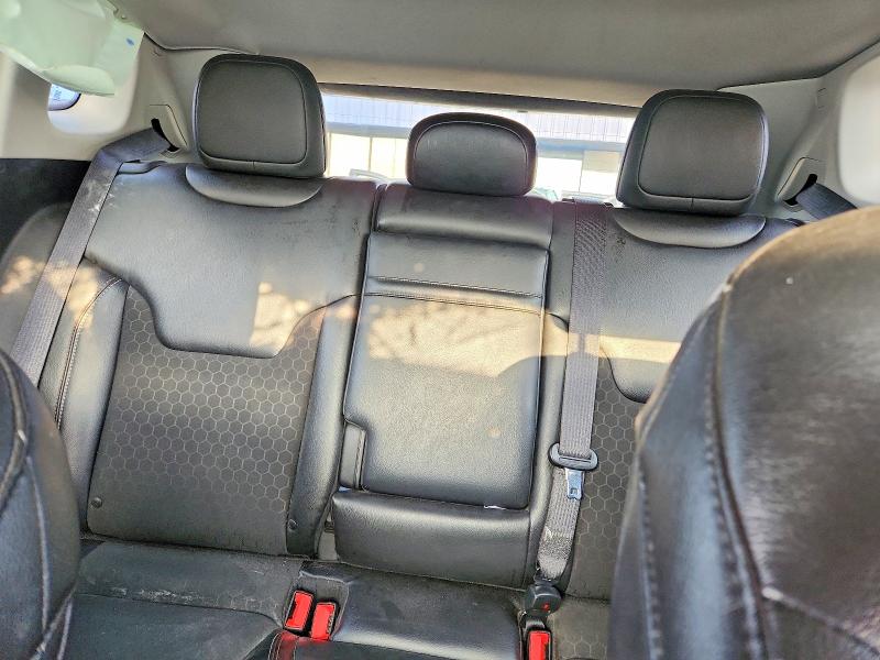 49516466 :رقم المزاد ، 3C4NJDBB9JT259017 vin ، 2018 Jeep Compass مزاد بيع
