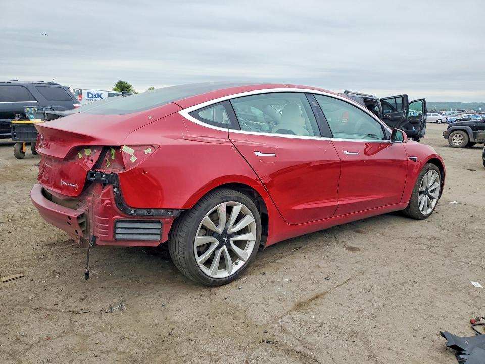 Продажа на аукционе авто 2018 Tesla Model 3, vin: 5YJ3E1EB1JF100741, номер лота: 51861306
