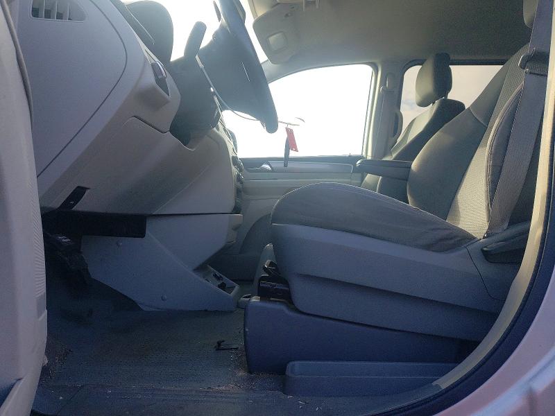 2011 Volkswagen Routan მანქანა იყიდება აუქციონზე, vin: 2V4RW4DG6BR621732, აუქციონის ნომერი: 48588906