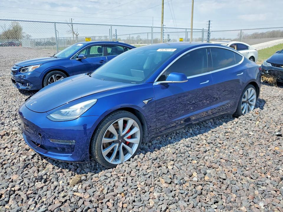 49290116 :رقم المزاد ، 5YJ3E1EB5JF072314 vin ، 2018 Tesla Model 3 مزاد بيع