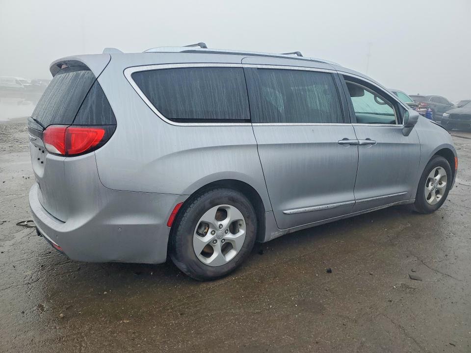 2017 Chrysler Pacifica მანქანა იყიდება აუქციონზე, vin: 2C4RC1EG2HR846805, აუქციონის ნომერი: 50128096