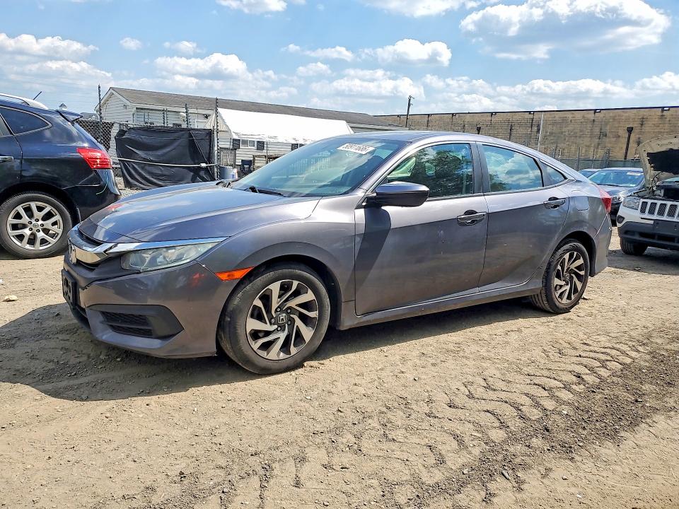 Продаж на аукціоні авто 2018 Honda Civic, vin: 2HGFC2F71JH513628, номер лоту: 50911686
