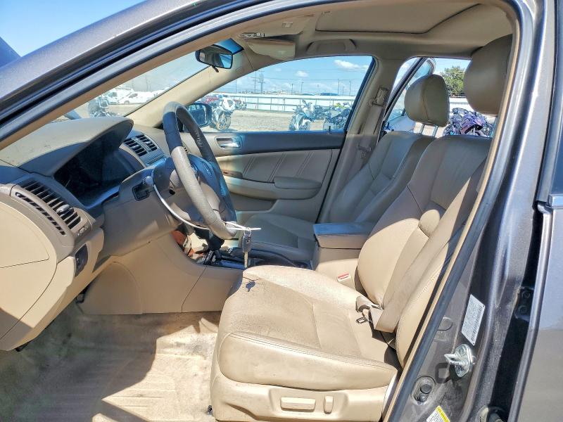 51359316 :رقم المزاد ، 1HGCM665X7A069078 vin ، 2007 Honda Accord مزاد بيع