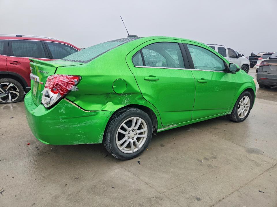 50278006 :رقم المزاد ، 1G1JC5SB3F4172105 vin ، 2015 Chevrolet Sonic مزاد بيع