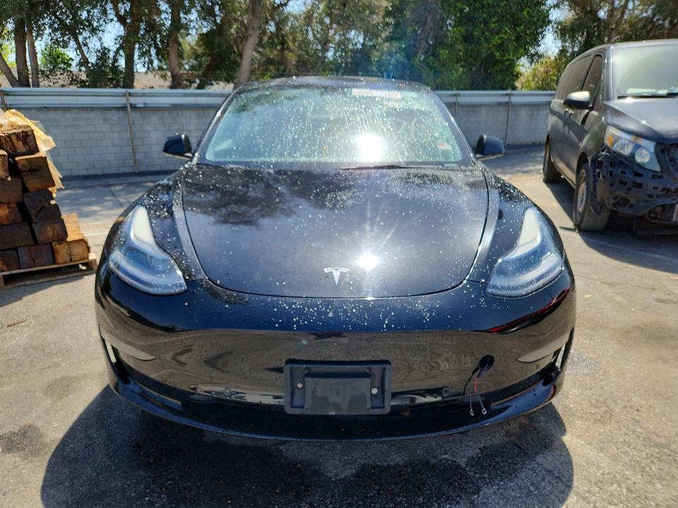 50304576 :رقم المزاد ، 5YJ3E1EA3NF188043 vin ، 2022 Tesla Model 3 مزاد بيع