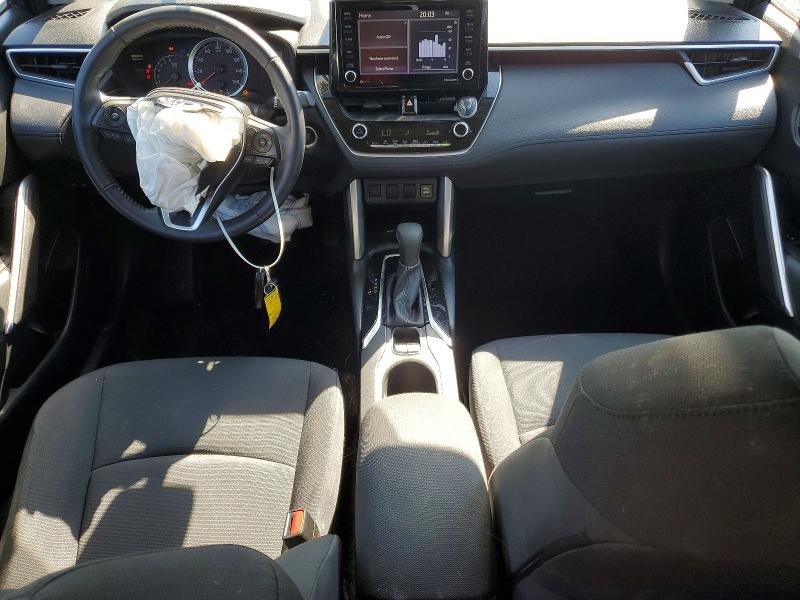50647976 :رقم المزاد ، 7MUBAABG6NV013934 vin ، 2022 Toyota Corolla Cross مزاد بيع