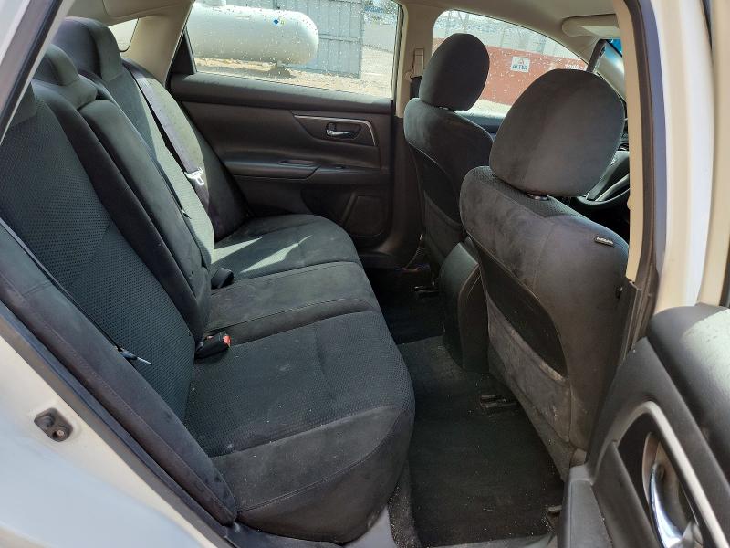 2015 Nissan Altima მანქანა იყიდება აუქციონზე, vin: 1N4AL3AP5FN392841, აუქციონის ნომერი: 51247486