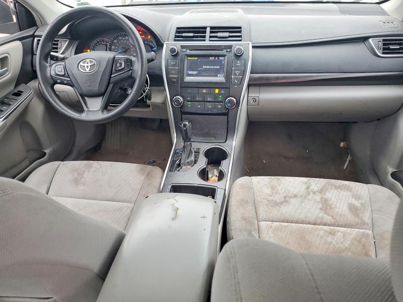 51092786 :رقم المزاد ، 4T4BF1FK1FR472474 vin ، 2015 Toyota Camry مزاد بيع