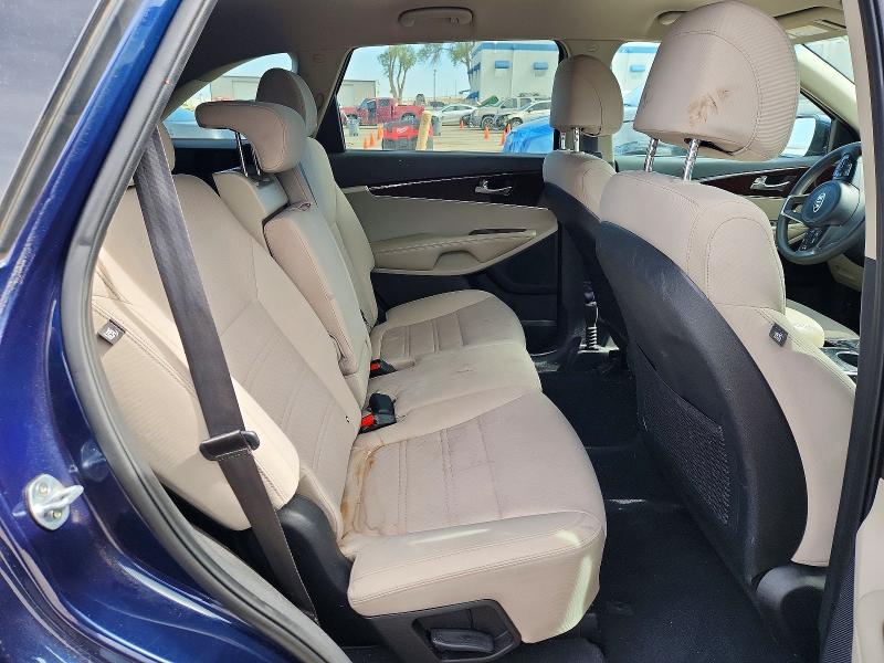 2017 Kia Sorento მანქანა იყიდება აუქციონზე, vin: 5XYPGDA57HG241054, აუქციონის ნომერი: 51442876