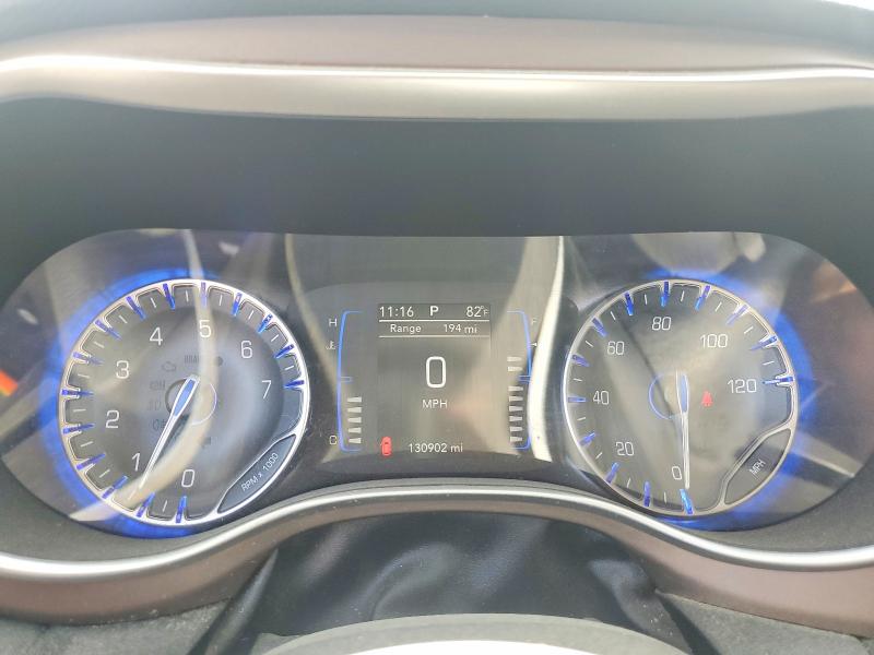 Продаж на аукціоні авто 2020 Chrysler Voyager, vin: 2C4RC1AG4LR107806, номер лоту: 49392106