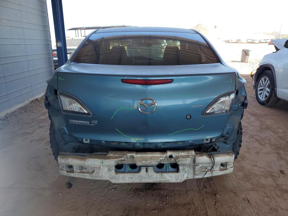 49614626 :رقم المزاد ، JM1BL1UG3B1446847 vin ، 2011 Mazda 3 مزاد بيع